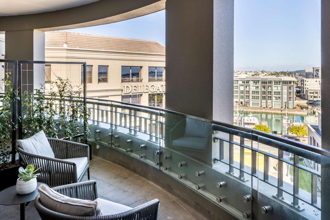 Qt Auckland Hotel Ngoại thất bức ảnh Balcony