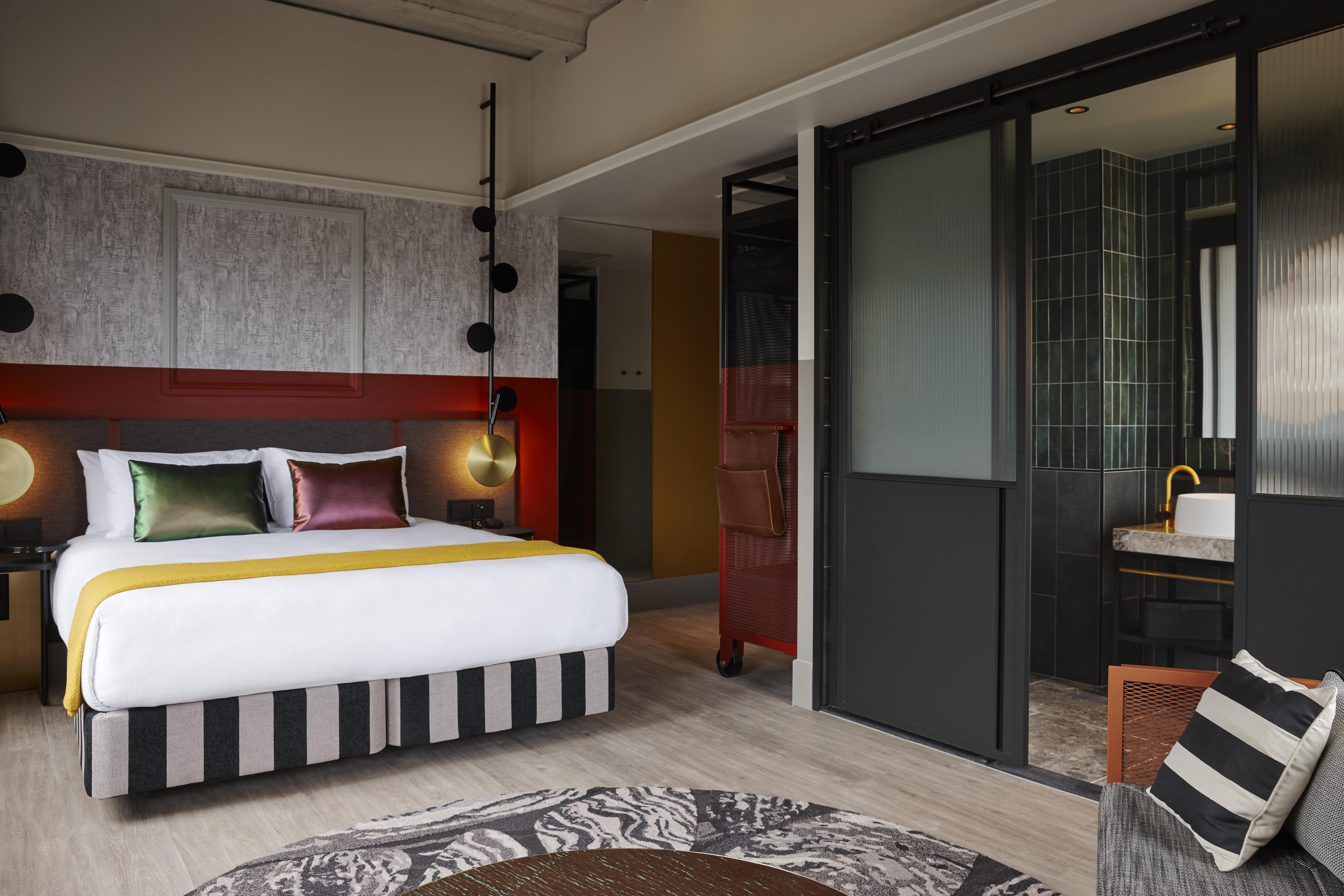 Qt Auckland Hotel Ngoại thất bức ảnh A room at the hotel